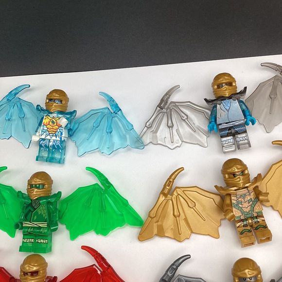 Ninjago minifigures and motorcycles 8 minifigs/bikes LOT - Picture 5 of 5